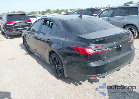 2025 Toyota Camry Se z USA, uszkodzony, nr VIN 4T1DAACK6SU596532